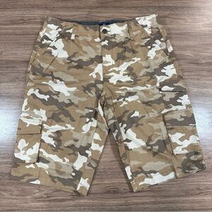NWT CAMO CARGO SHORTS GEORGE MENS BELOW‎ THE KNEE DESERT W 42- INSEAM 14" Army